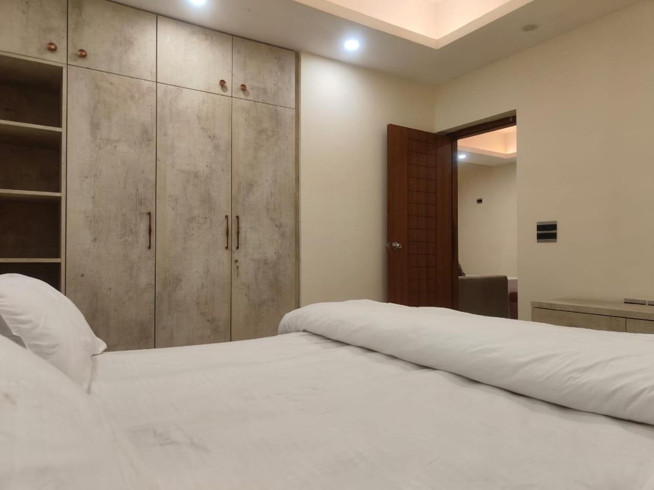 Villa In Vrindavan, Hare Krishna M Kültér fotó
