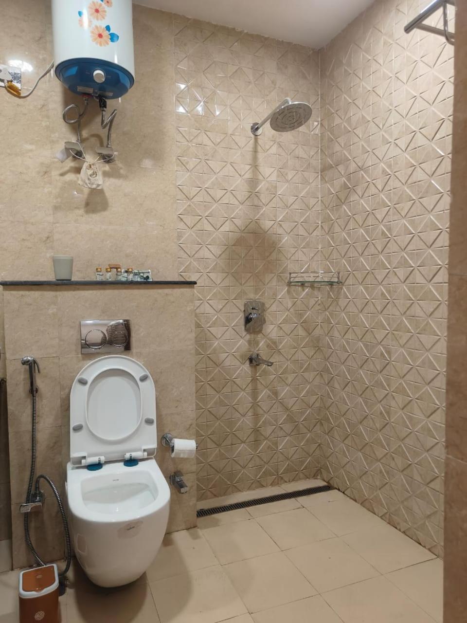 Villa In Vrindavan, Hare Krishna M Kültér fotó